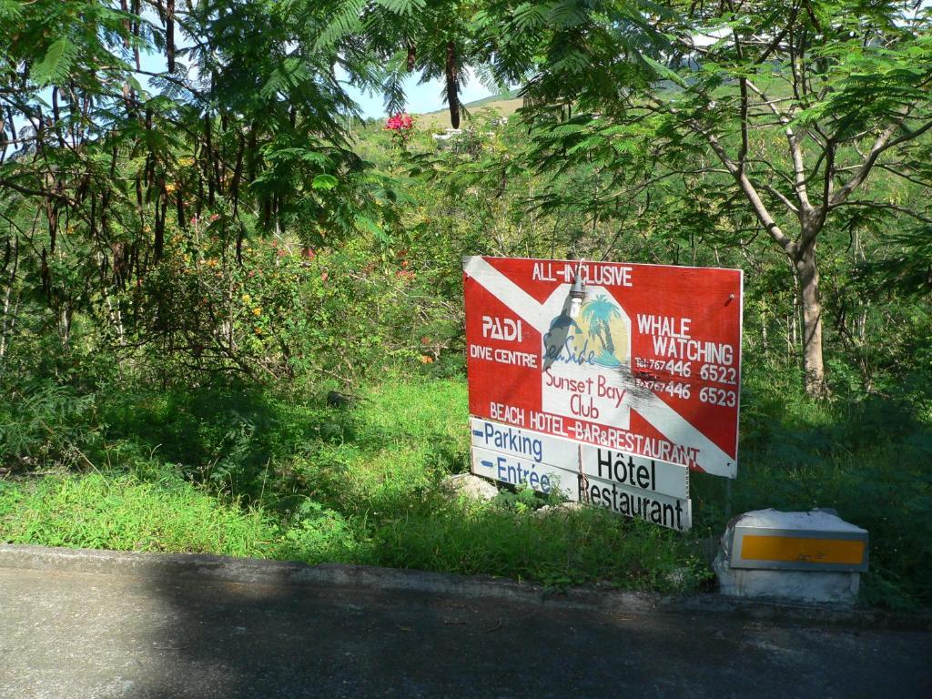 Sunset Bay Club & Seaside Dive Resort Salisbury Bagian luar foto